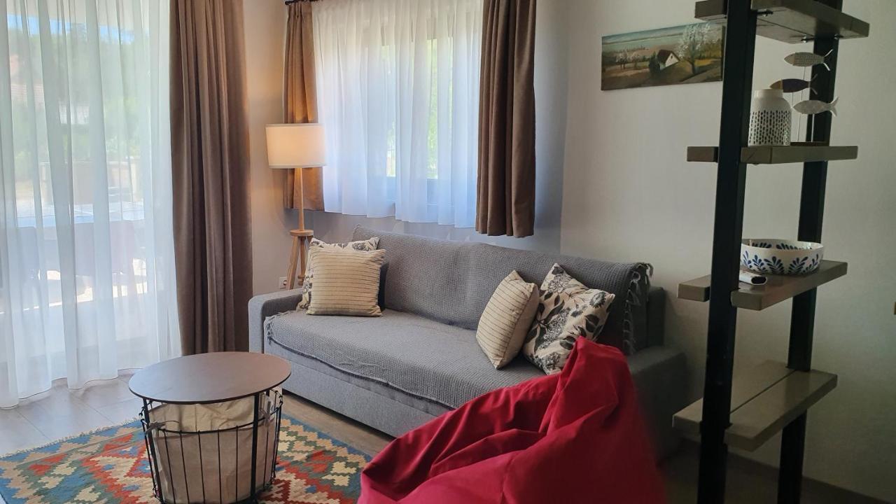 Relax Balaton Apartmanok Balatonfüred Exteriör bild