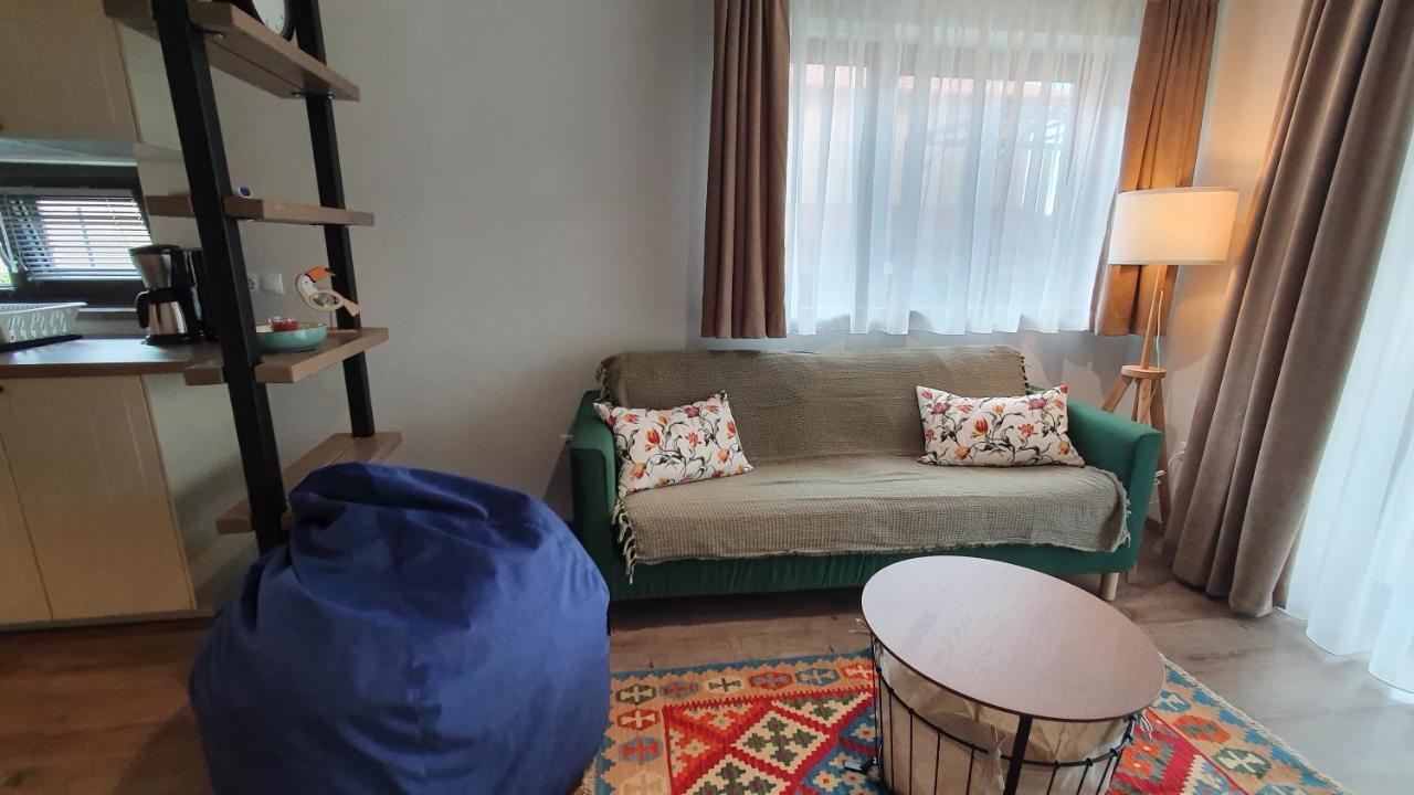 Relax Balaton Apartmanok Balatonfüred Exteriör bild
